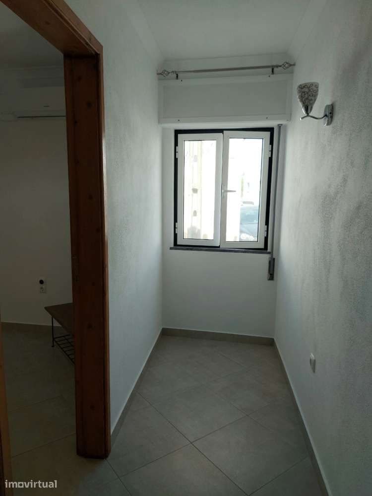 Moradia Geminada T1 + 1 - Vila de Frades-10