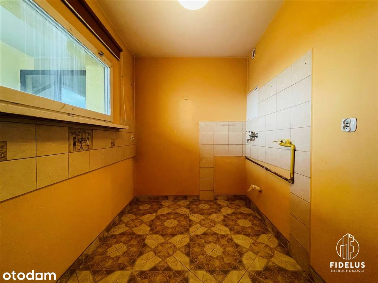 Kawalerka z opcją wydzielenia pokoju - do remontu-5