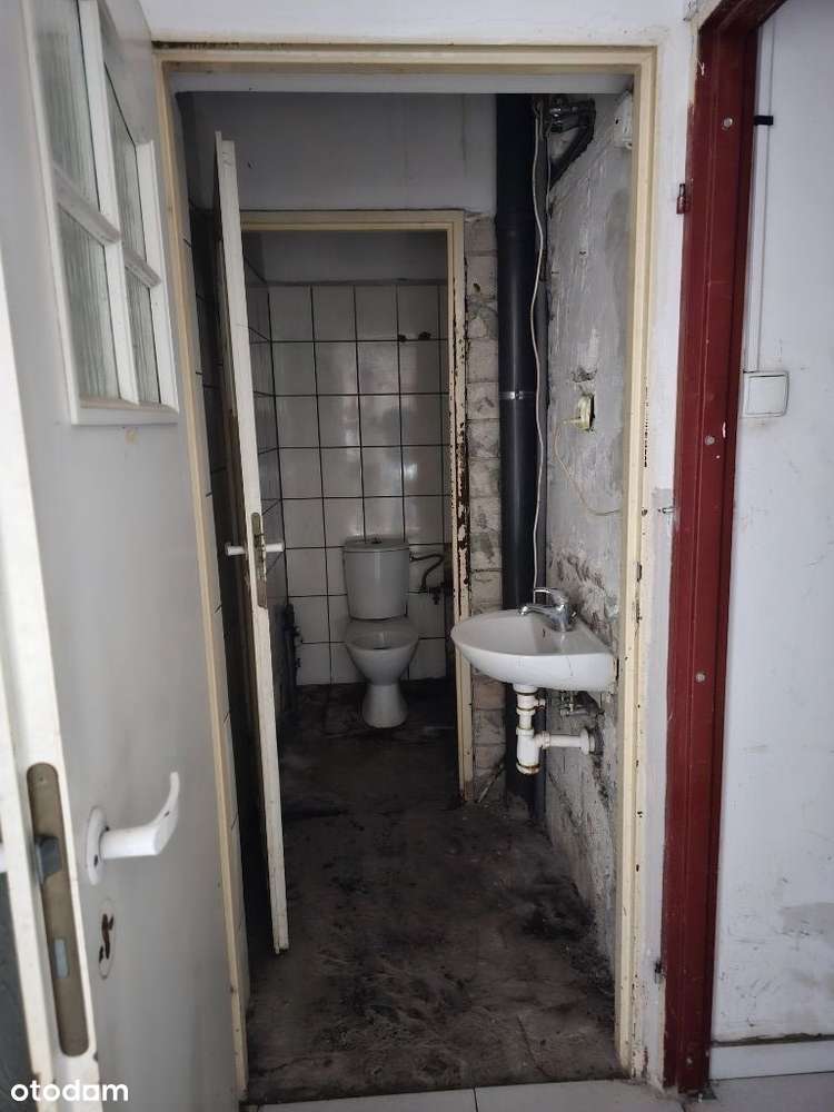 Duży, dwupoziomowy lokal usługowy; NOWA CENA - Pełny obrazek: 4/7