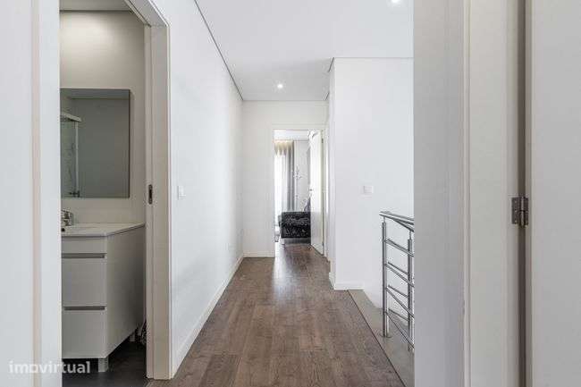 Moradia T4 com 2 Suites em Dume - Braga-12