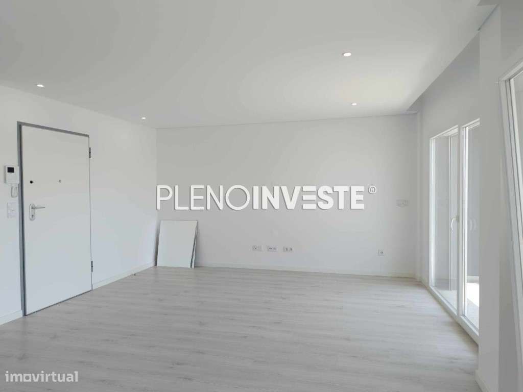 T2 Duplex Novo em Santa Marta do Pinhal - Grande imagem: 5/22