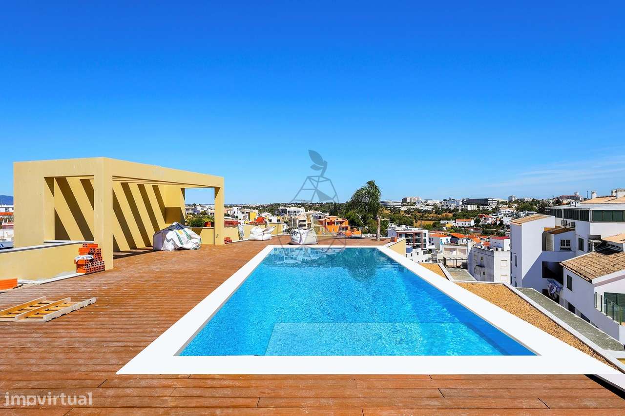 Apartamento com 2 quartos ,Piscina e lugar de estacionamento em Alvor-27