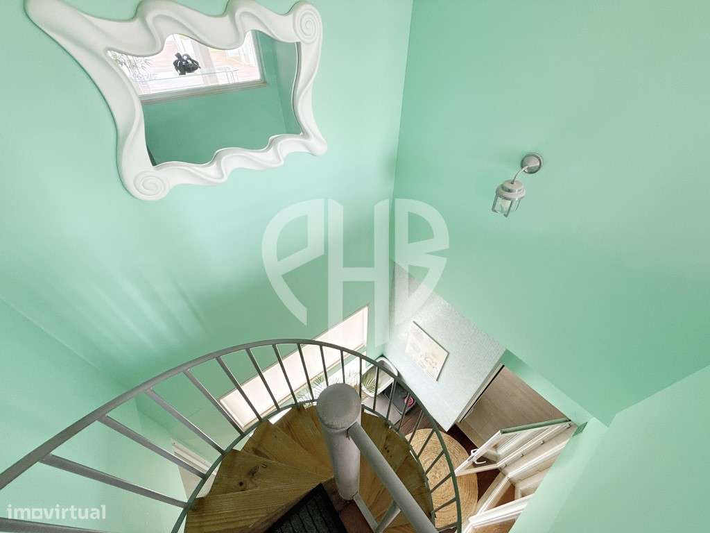 Apartamento T3+1 Duplex C/Terraço 250m2 // Condominio-49