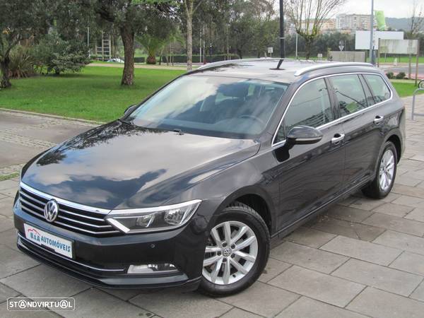 VW Passat Variant 1.6 TDI Confortline DSG - 27