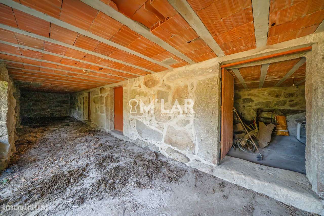 Quinta com moradia T3, em Pedralva - Braga-34