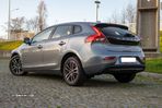 Volvo V40 2.0 D2 Momentum Geartronic - 10