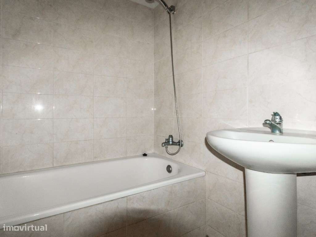 Apartamento T2 em Brenha - Figueira da Foz-5
