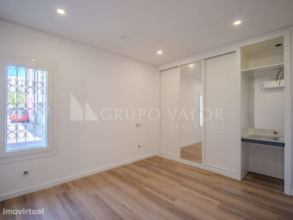 T3 com Suite Totalmente Remodelado | Feijó | Almada-7