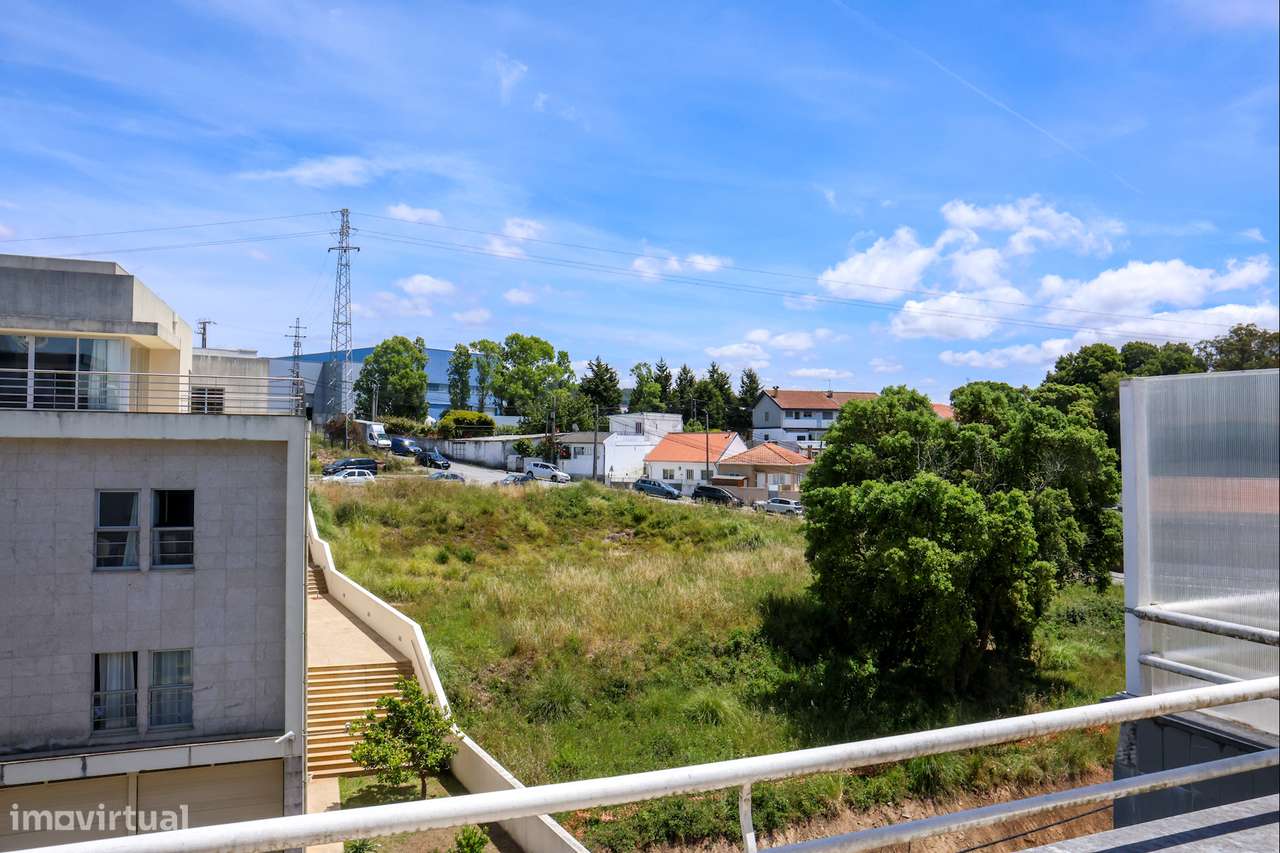 T2+1 c/ Terraço em Vila Nova de Gaia-12