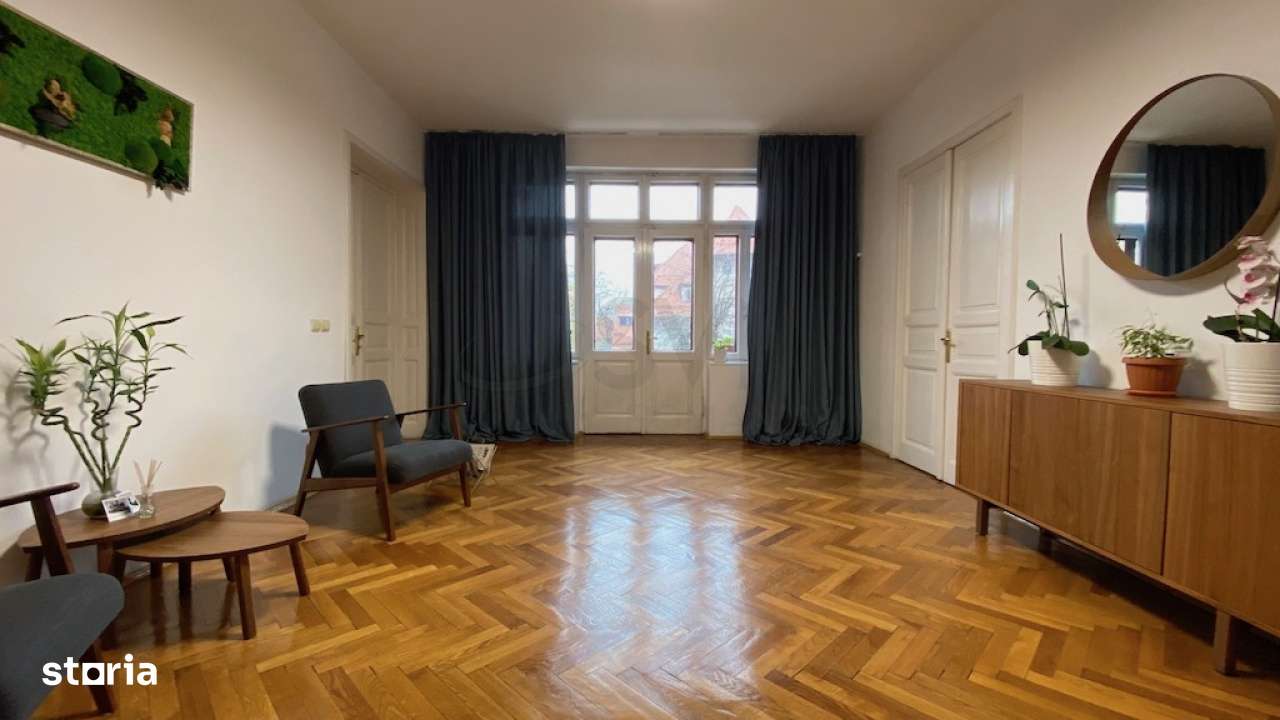 Apartament 7 camere - 4 bai - intrare separata - zona Capitale
