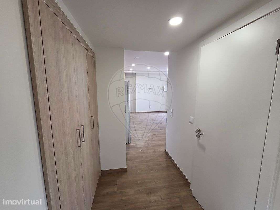 Apartamento T1 para arrendamento - Grande imagem: 4/16