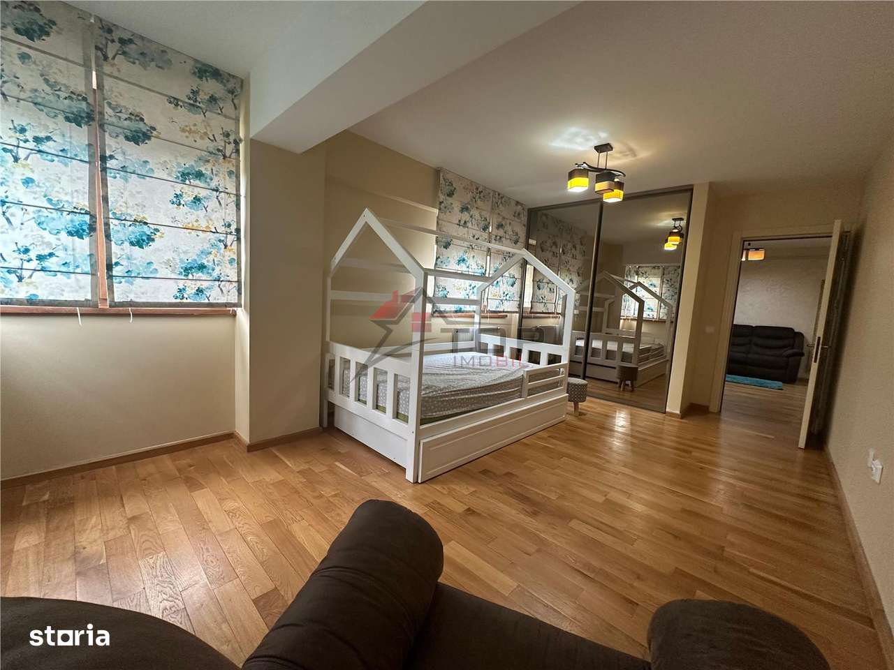 Inchiriere  Apartament cu 3 camere Bucium cu Loc de Parcare - Imagine principală: 5/12