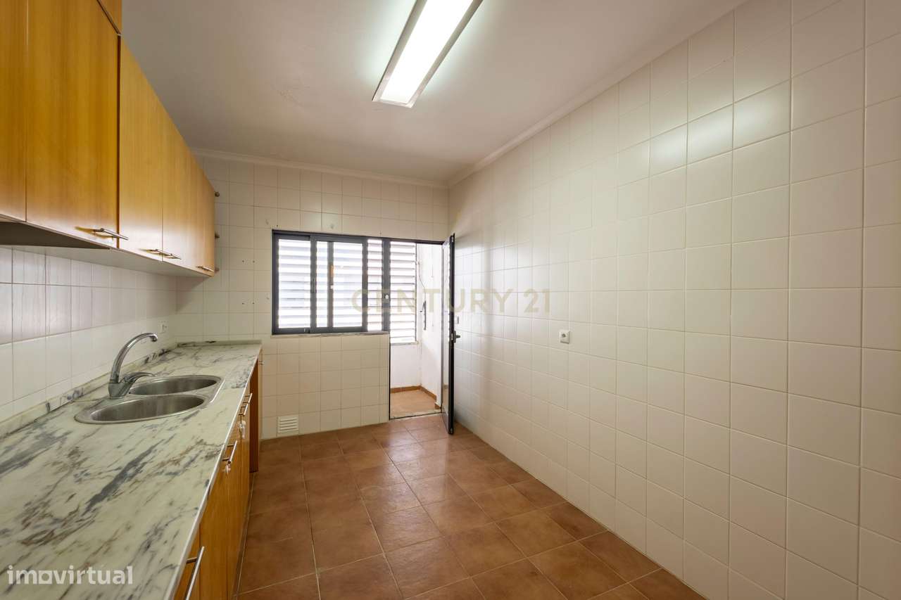 Viva o Melhor de Alcácer: T3 com Varandas e a Minutos da Praia - Grande imagem: 2/38