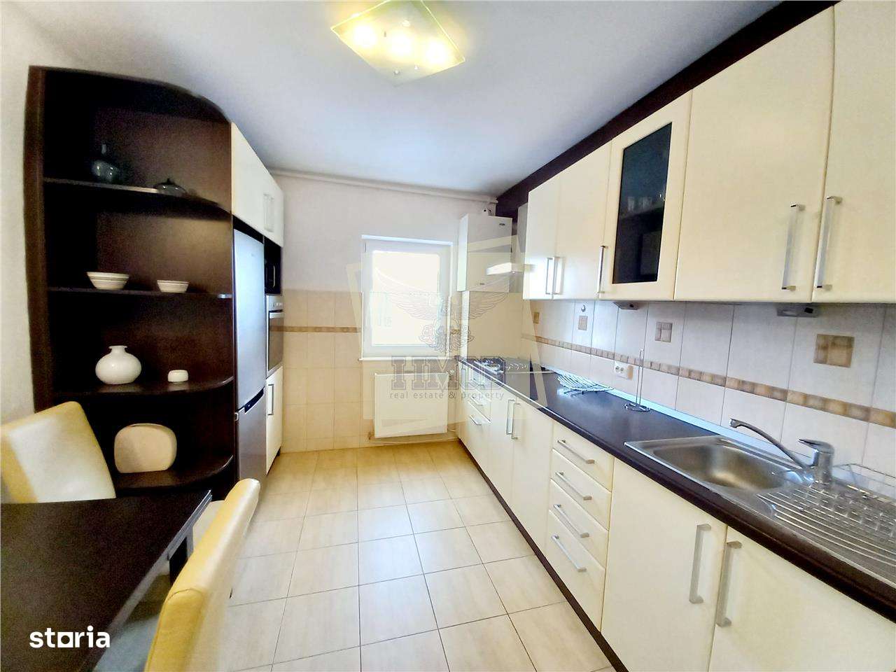 Apartament 4 camere 2 balcoane recent renovat in Strand - Imagine principală: 3/18