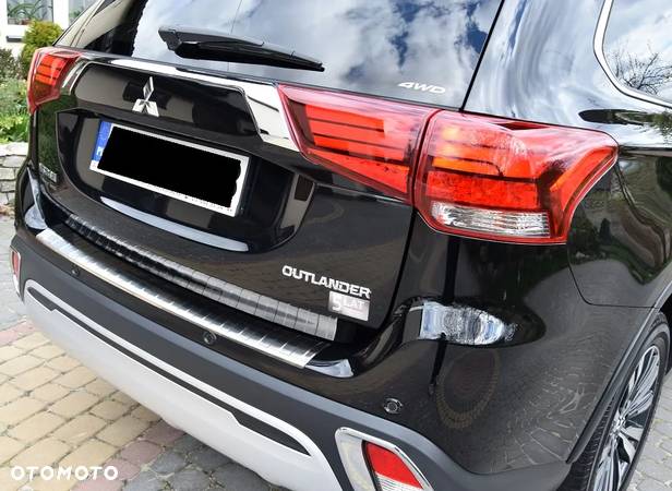 Mitsubishi Outlander 2.0 Intense + 4WD CVT - 22