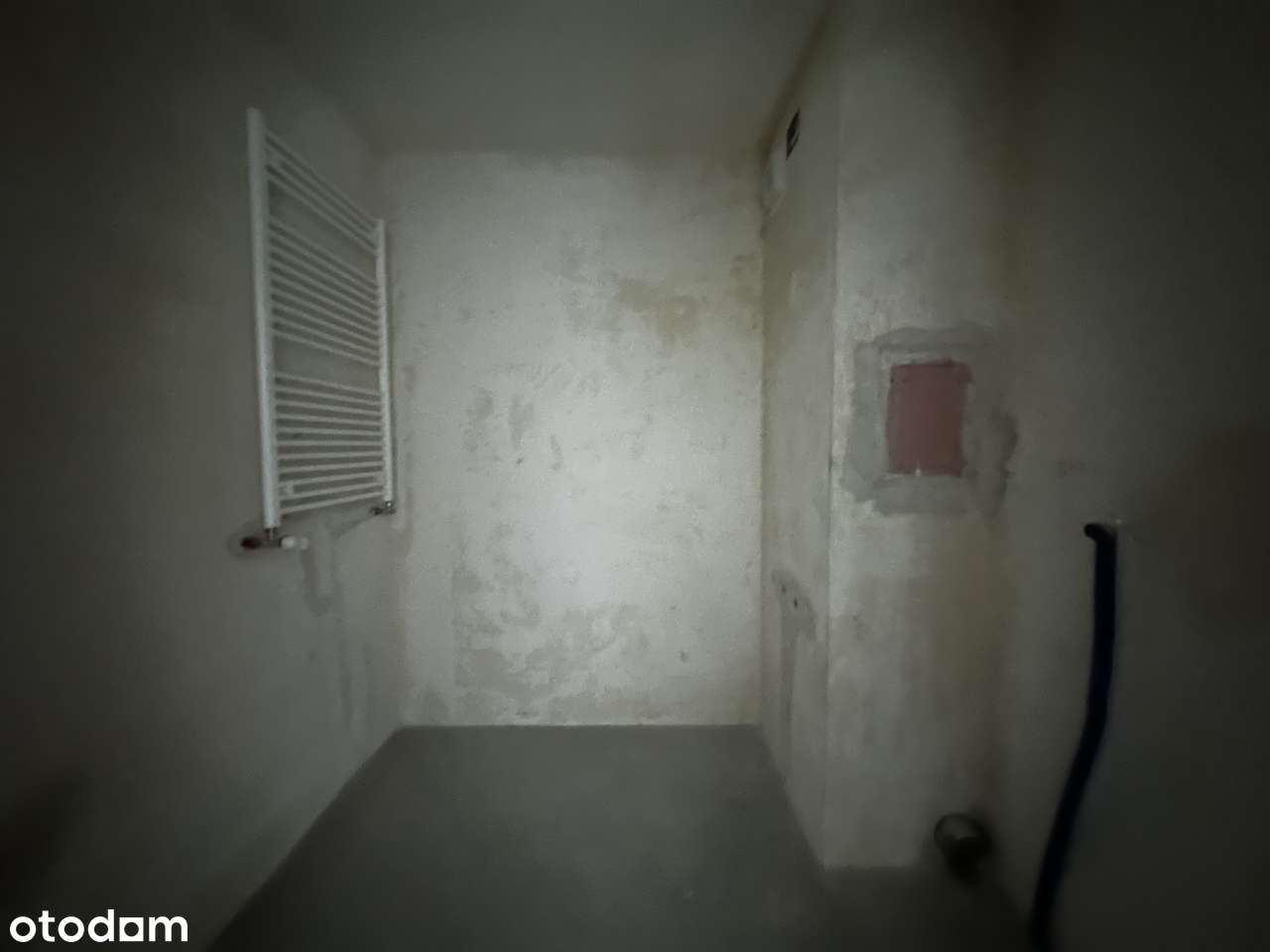 Mieszkanie 2 - pokojowe, blisko UM, idealne pod inwestycję! BEZ PCC!-2