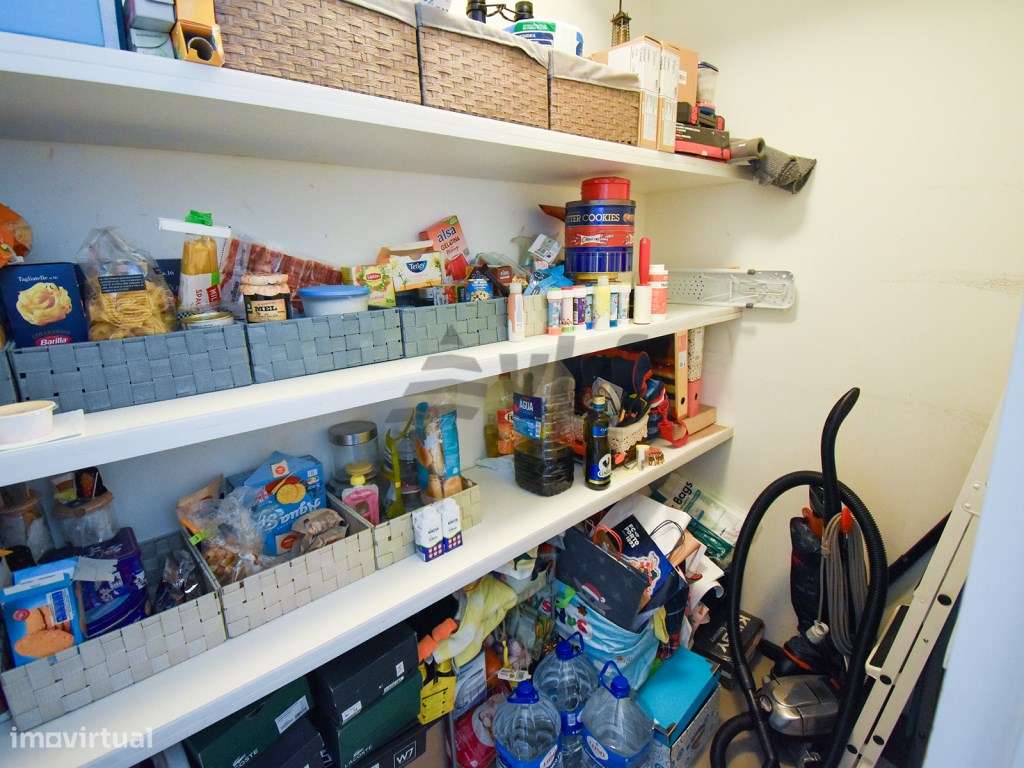 Apartamento T5 localizado no condomínio Jardim das Camélias - Gaia/...-29