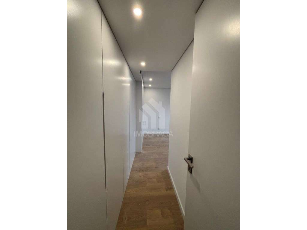 Apartamento T2 Novo, em São Vicente, Braga-10