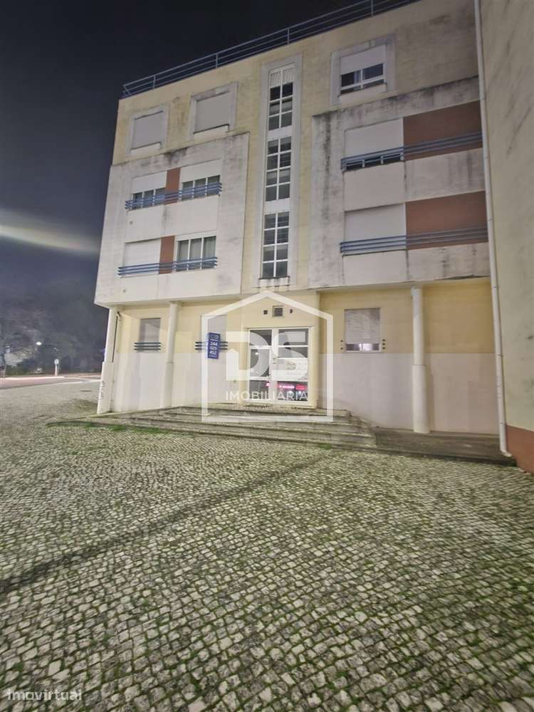Apartamento T2 Venda em Marrazes e Barosa,Leiria-0