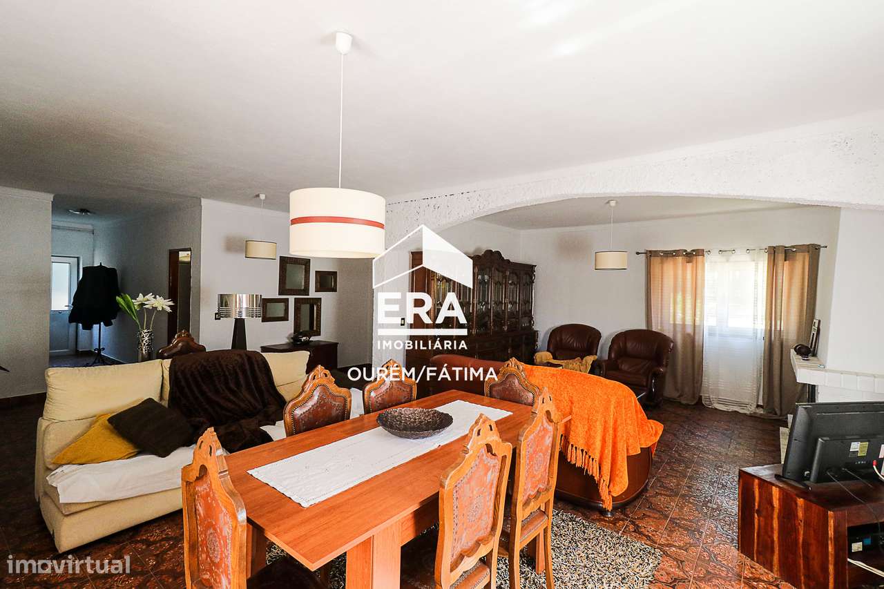 Moradia T4 com terreno de 2.480 m2, Ourém - Grande imagem: 4/26