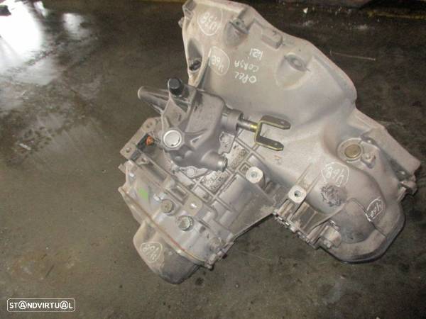 Caixa Velocidades 90400209 B32201F13C394 OPEL CORSA C 2002 1,2I GASOLINA 5V - 3