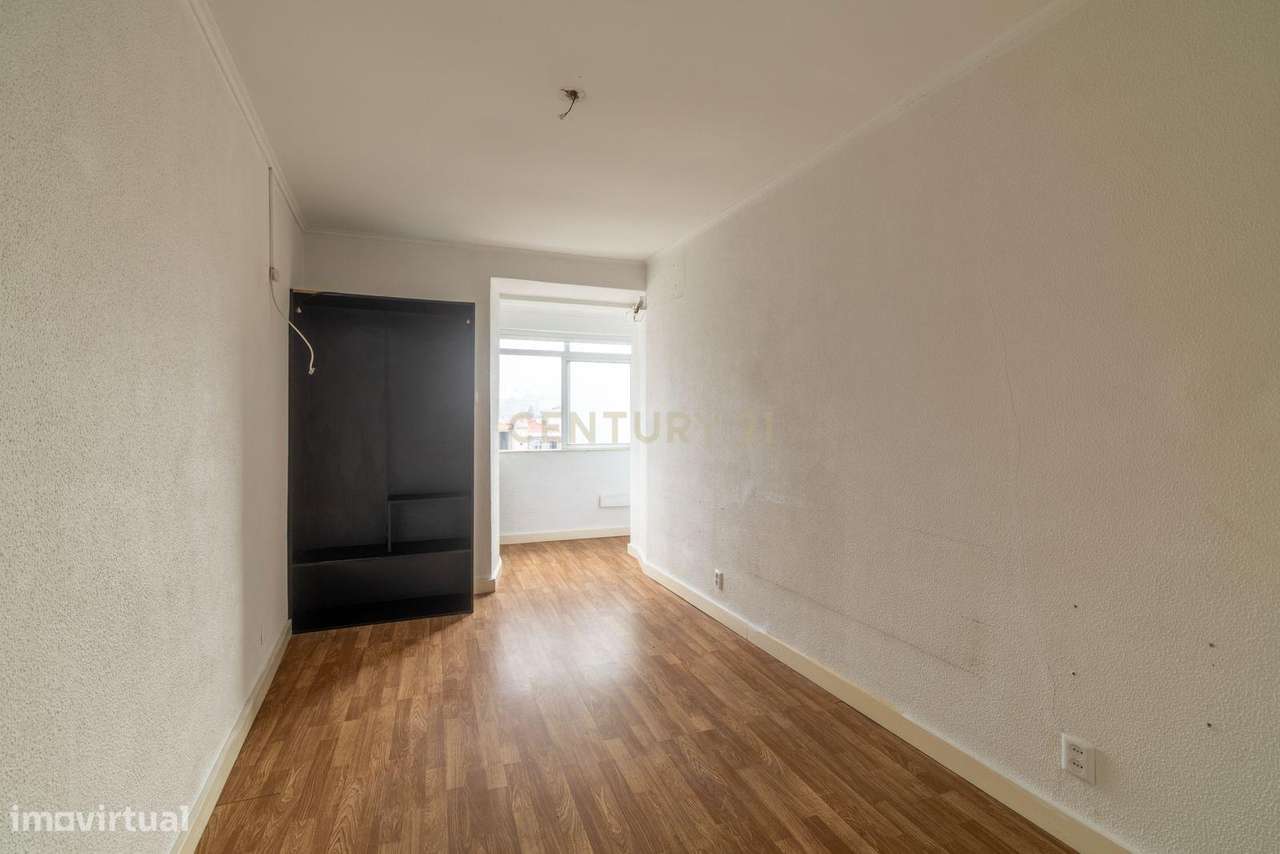 Prédio no Centro do Porto | Rua Conde de Vizela-11