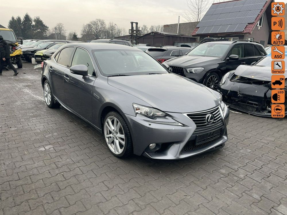 Lexus IS III 300h Comfort 2014
