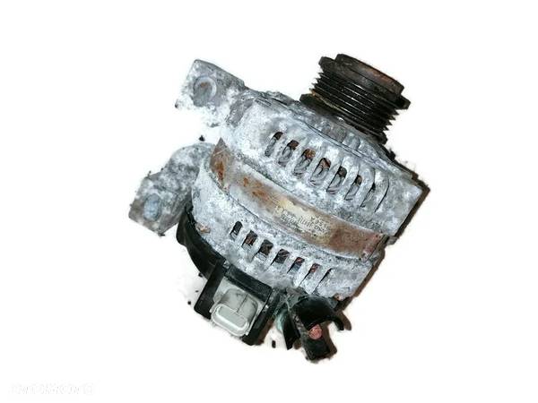 VOLVO V50 04r 2.5 T ALTERNATOR 30737529 - 1