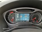 Ford Mondeo Turnier 2.0 Ghia - 11