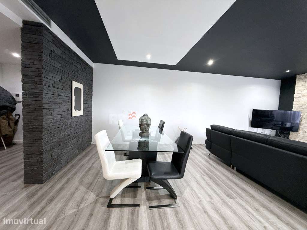 Apartamento T3 em condomínio privado com piscina-7