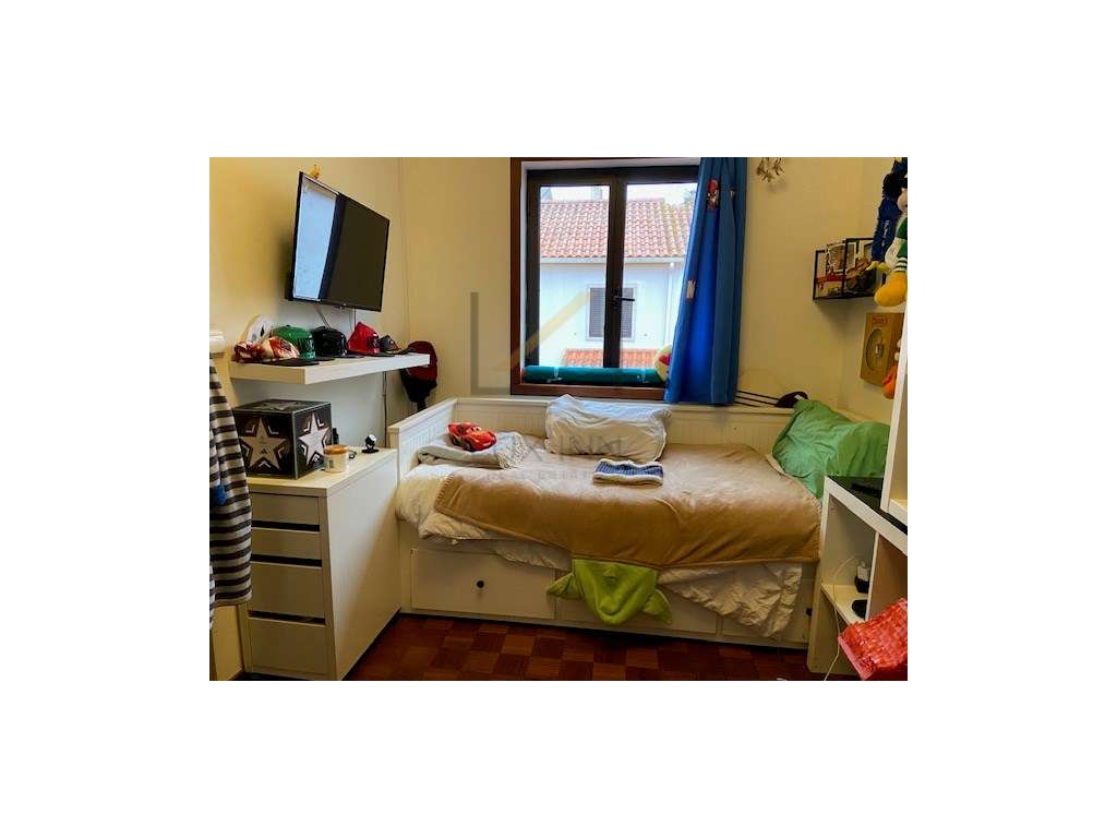 Moradia T3+1 em Vila Nogueira de Azeitão-40