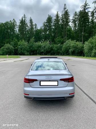 Audi A4 2.0 TFSI ultra S tronic design - 5