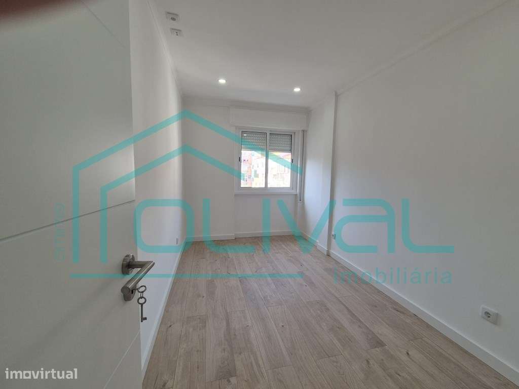 Apartamento T2+1 Remodelado-7