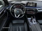 BMW Seria 5 530i xDrive Sport Line sport - 9