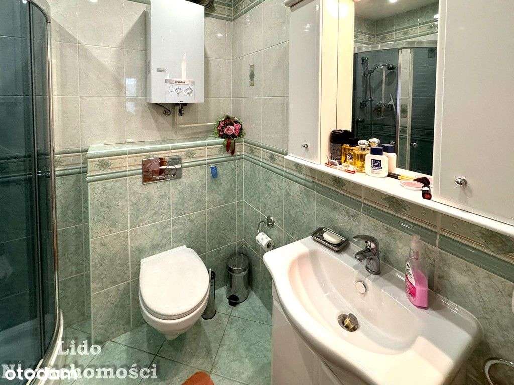 Dom w atrakcyjnej lokalizacji-15