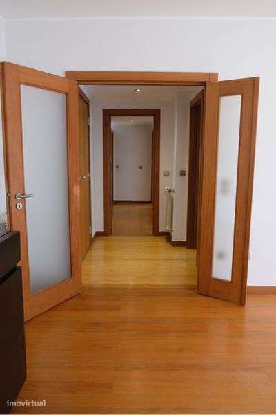 Arrendamento apartamento T2 - Matosinhos Sul condominio com piscina - Grande imagem: 4/8