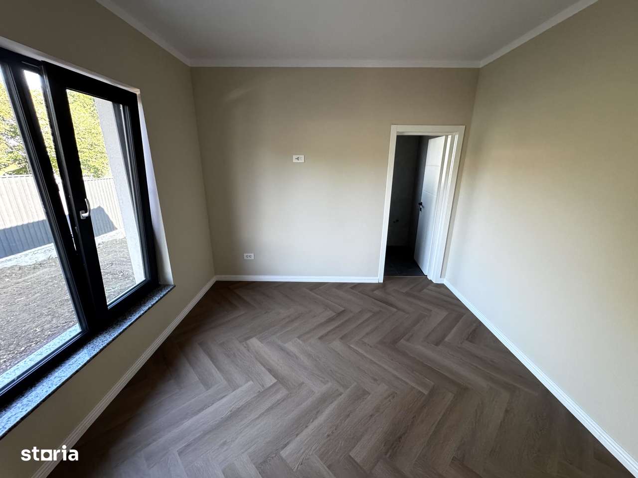 500 mp teren! ASFALT! CANALIZARE! Incalz in pard! Casa Tomesti-8