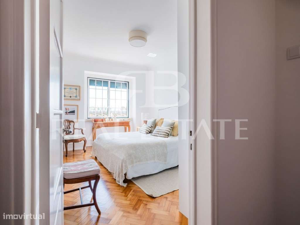 T3 com 1 Suite + Pátio comum e alguma VISTA RIO | RESTELO - Lisboa.-27