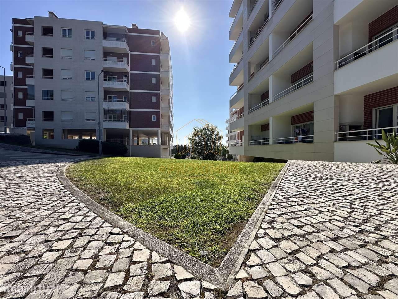 Apartamento T3 c/ garagem - Urb. Santa Maria - Grande imagem: 5/21