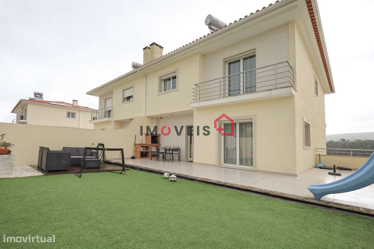 Moradia T3 - Porto de Mós-18