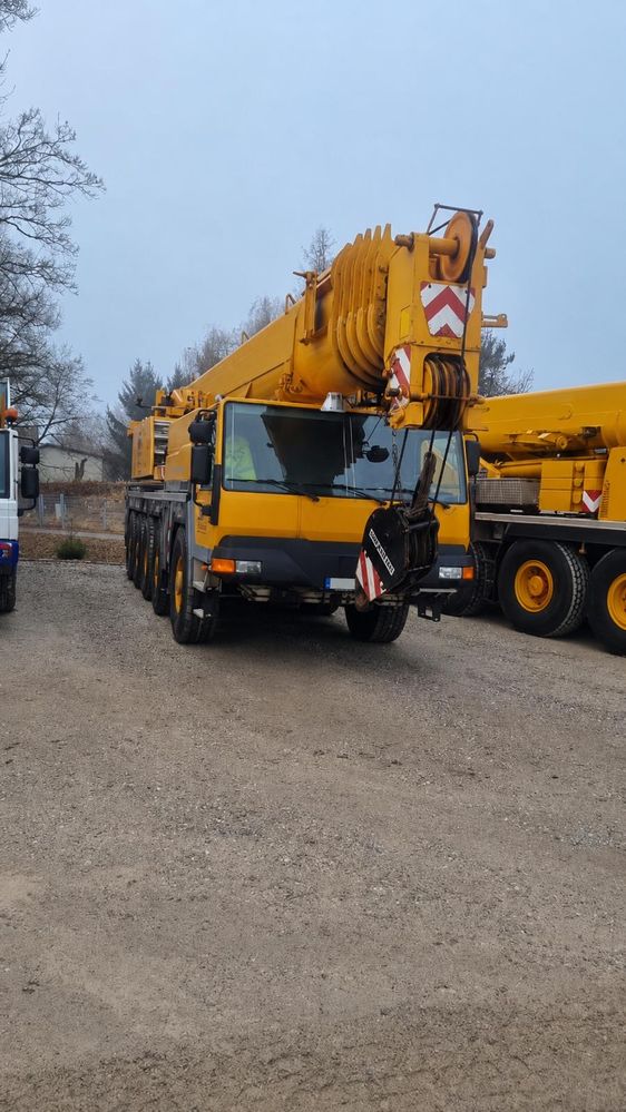 Liebherr LTM 2002