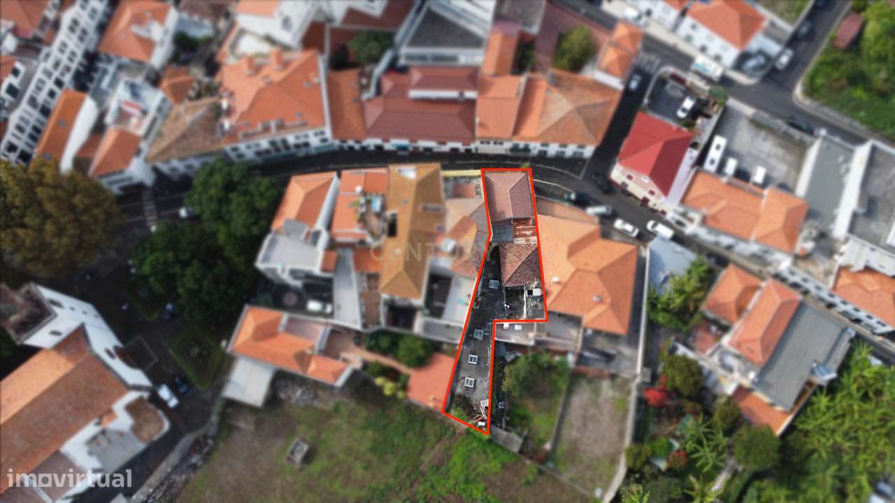 Prédio no centro de Machico - Potencial de Investimento - Grande imagem: 3/10