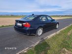 BMW Seria 3 318d - 5