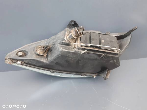 Lampa Przednia Prawa Ford Focus MK1 Lift - 3