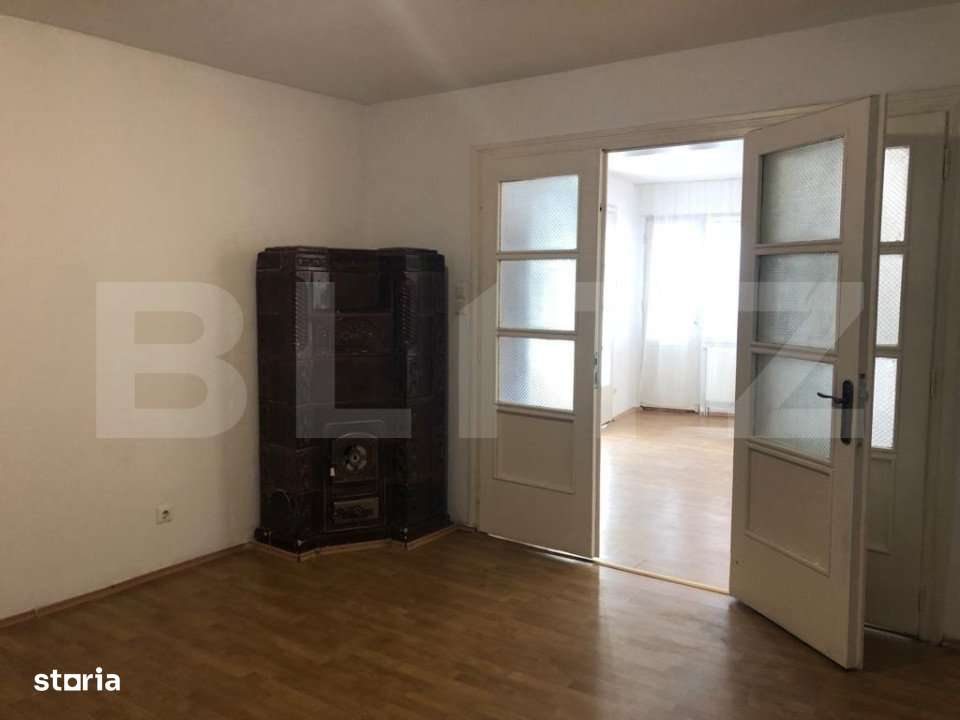 De vanzare, casa in Schei - Imagine principală: 5/11