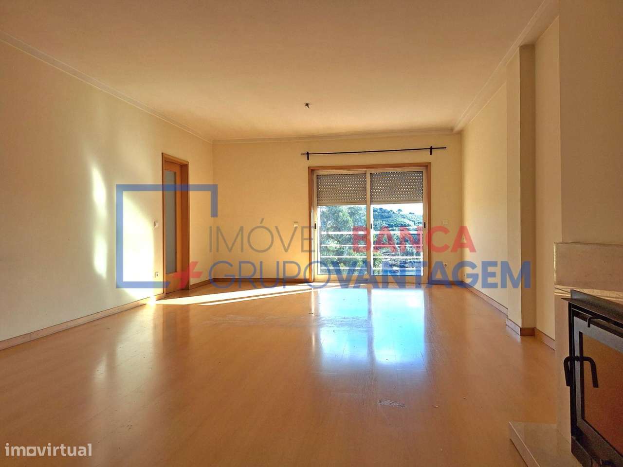 APARTAMENTO T3 COM DUAS GARAGENS- ERMESINDE - Grande imagem: 3/22