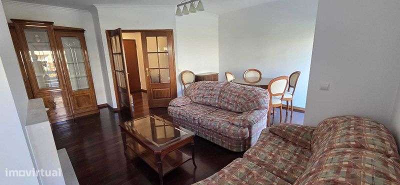 Apartamento T2 à venda na Rua Egas Moniz, Solum, Coimbra - Grande imagem: 4/5