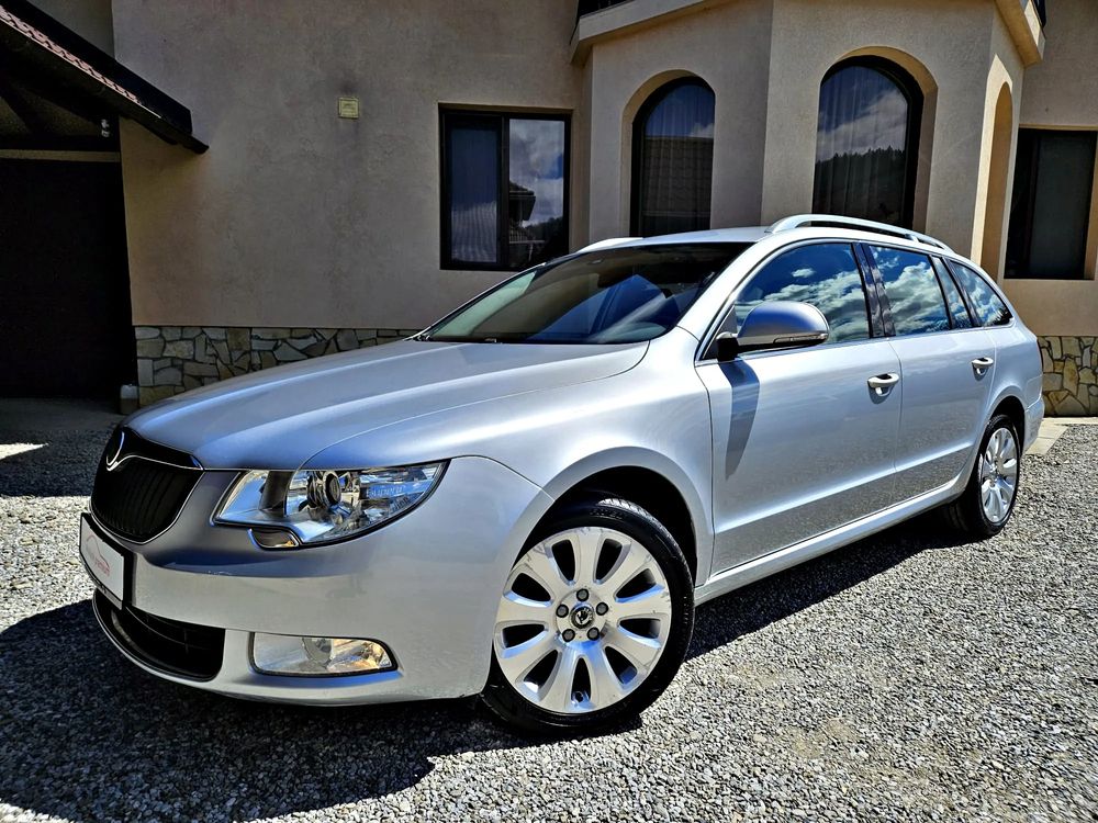 Skoda Superb II [2008 - 2015] 2.0 TDI Elegance 2011
