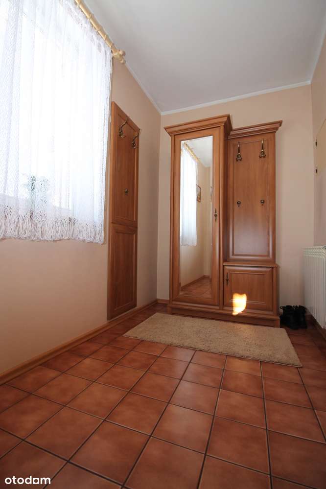 Fantastyczny dom w spokojnej i zielonej okolicy.-12