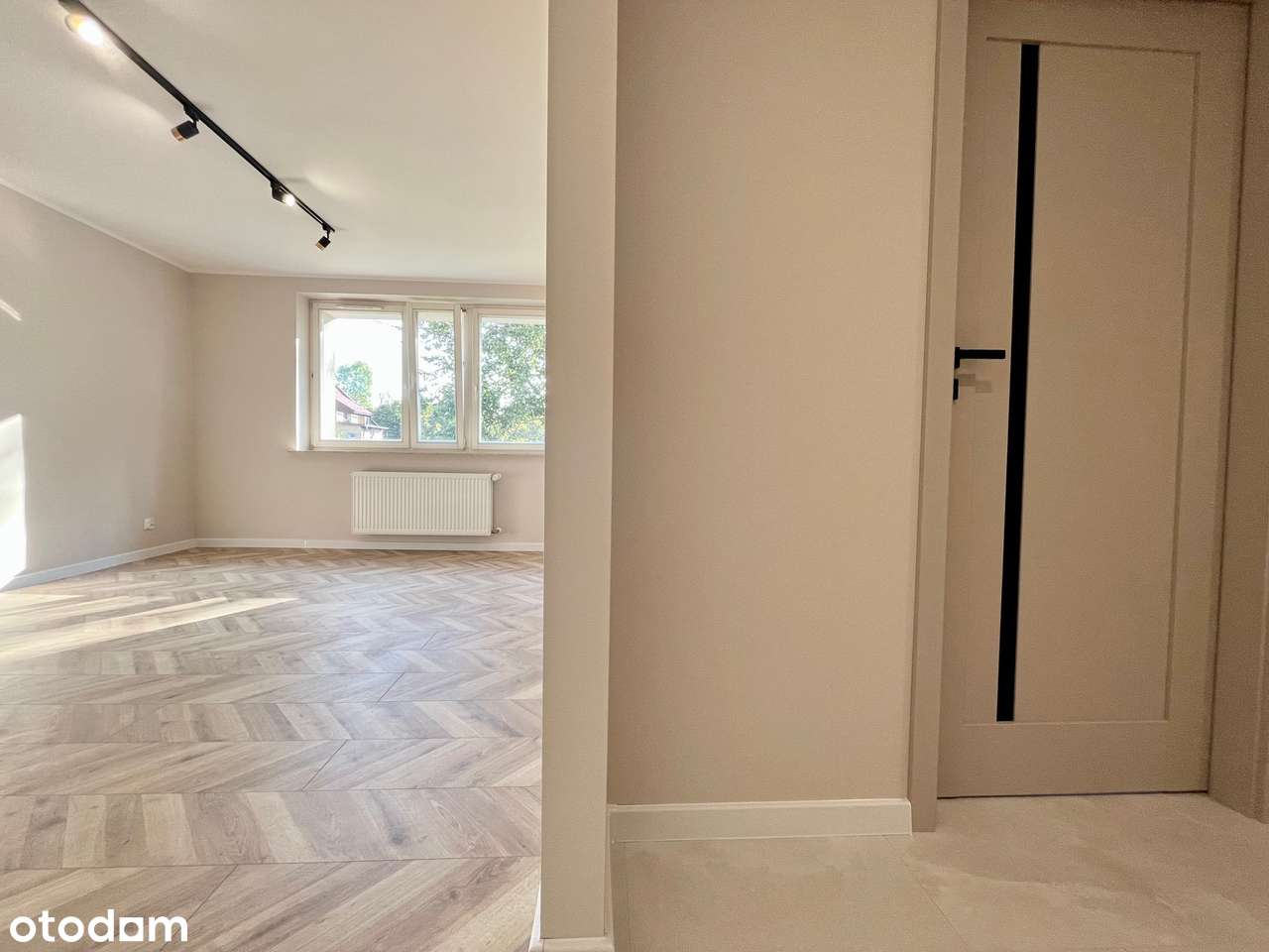 Styl i komfort – świeżo wykończone mieszkanie z niskim czynszem-10